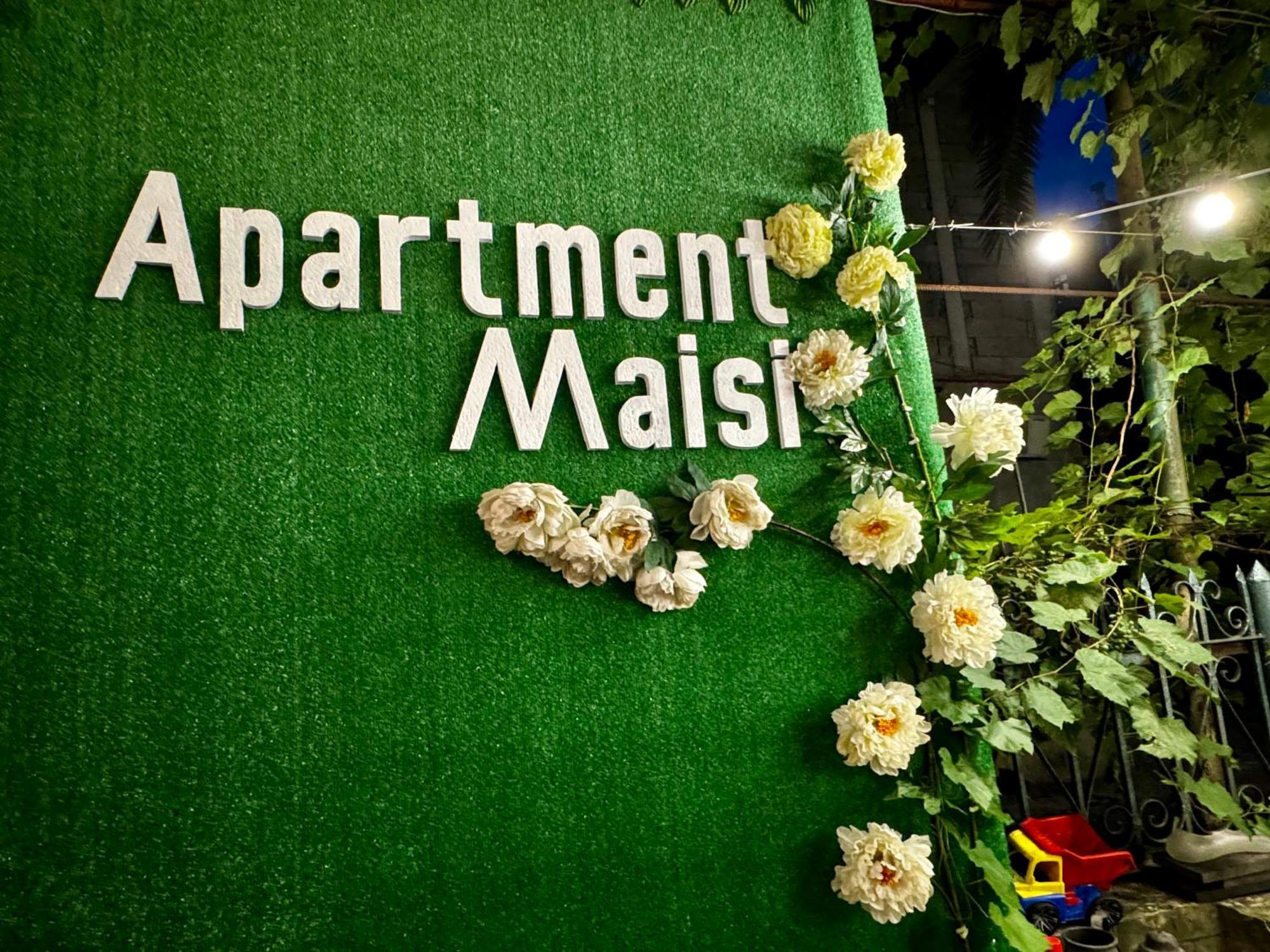 Apartment Maisi Batumi Exterior foto